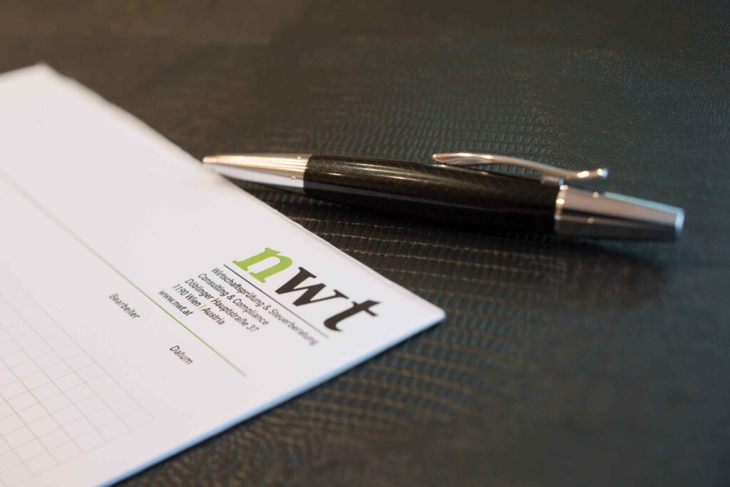 Block mit Stift NWT Steuerberatung